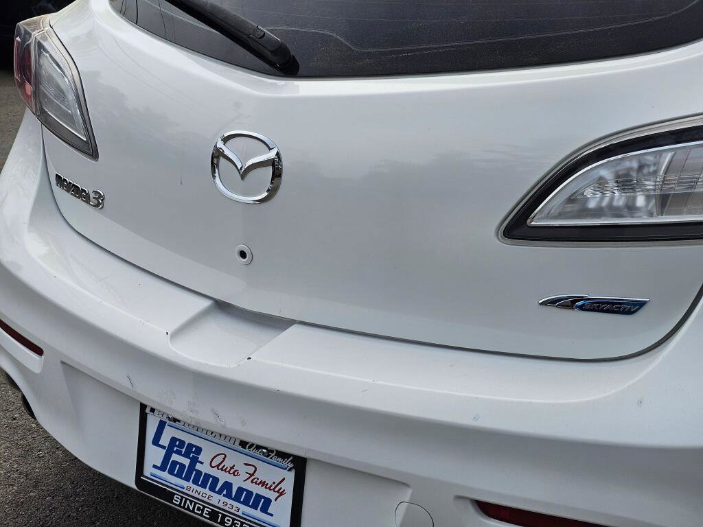 Used 2012 MAZDA MAZDA3 i Grand Touring w/ Tech Pkg FWD image 14
