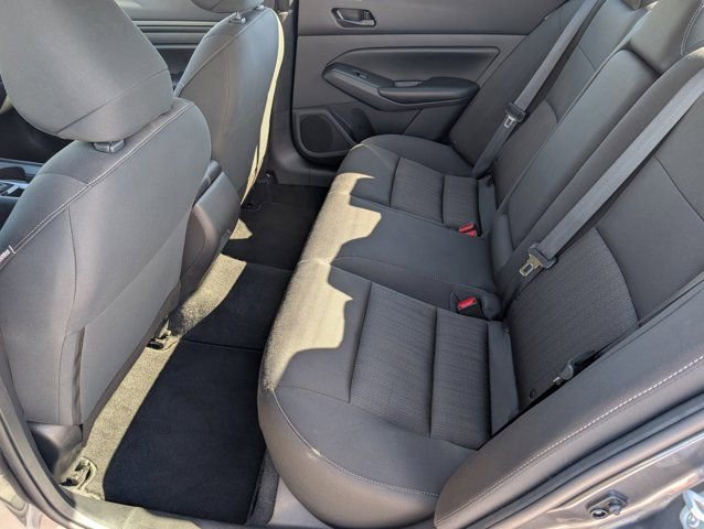 Used 2024 Nissan Altima 2.5 S image 24