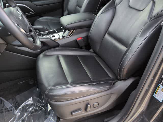 Used 2023 Kia Telluride S AWD/4WD image 16