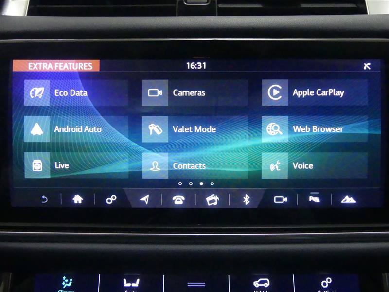 Used 2020 Land Rover Range Rover Sport HST AWD/4WD image 13