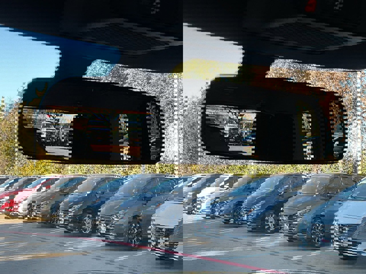 Used 2024 Nissan Pathfinder SV image 29