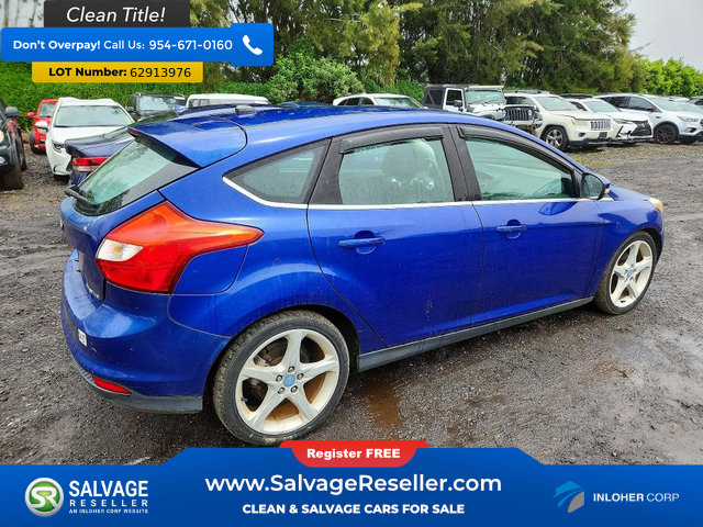 Used 2012 Ford Focus Titanium FWD image 4
