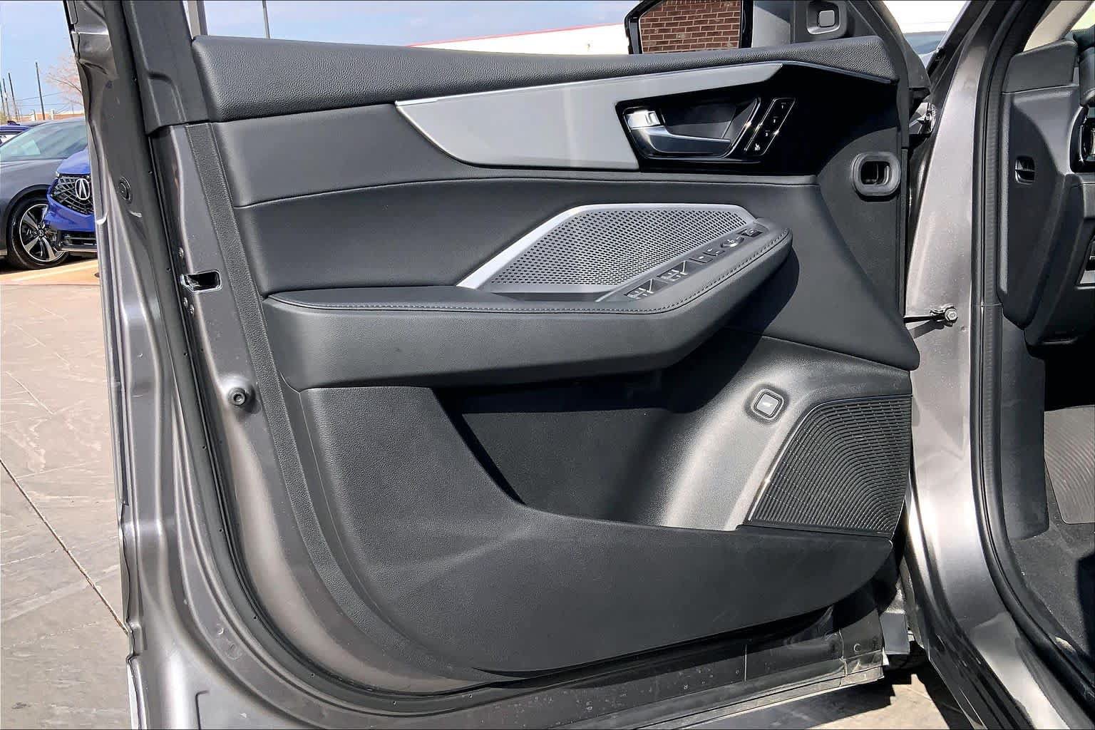 Used 2026 Acura MDX FWD image 39
