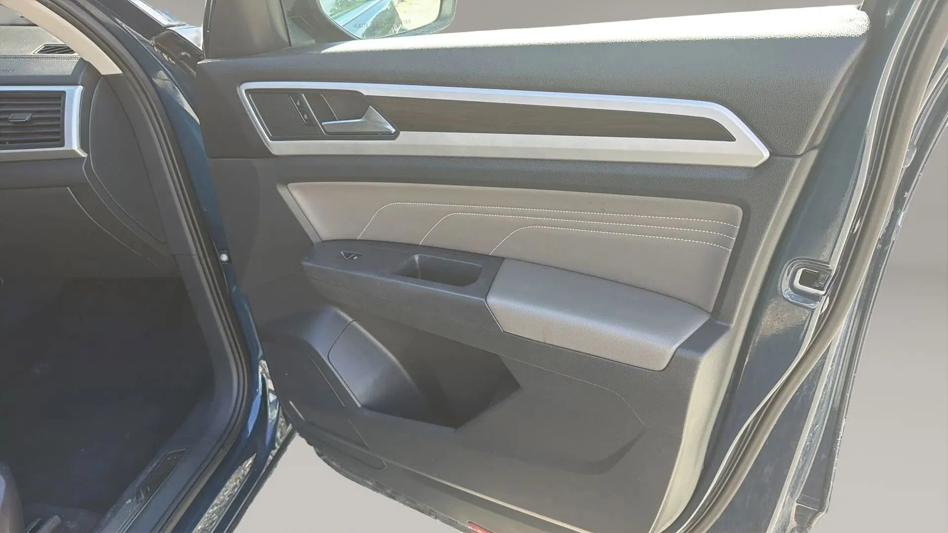Used 2021 Volkswagen Atlas SE AWD/4WD image 38