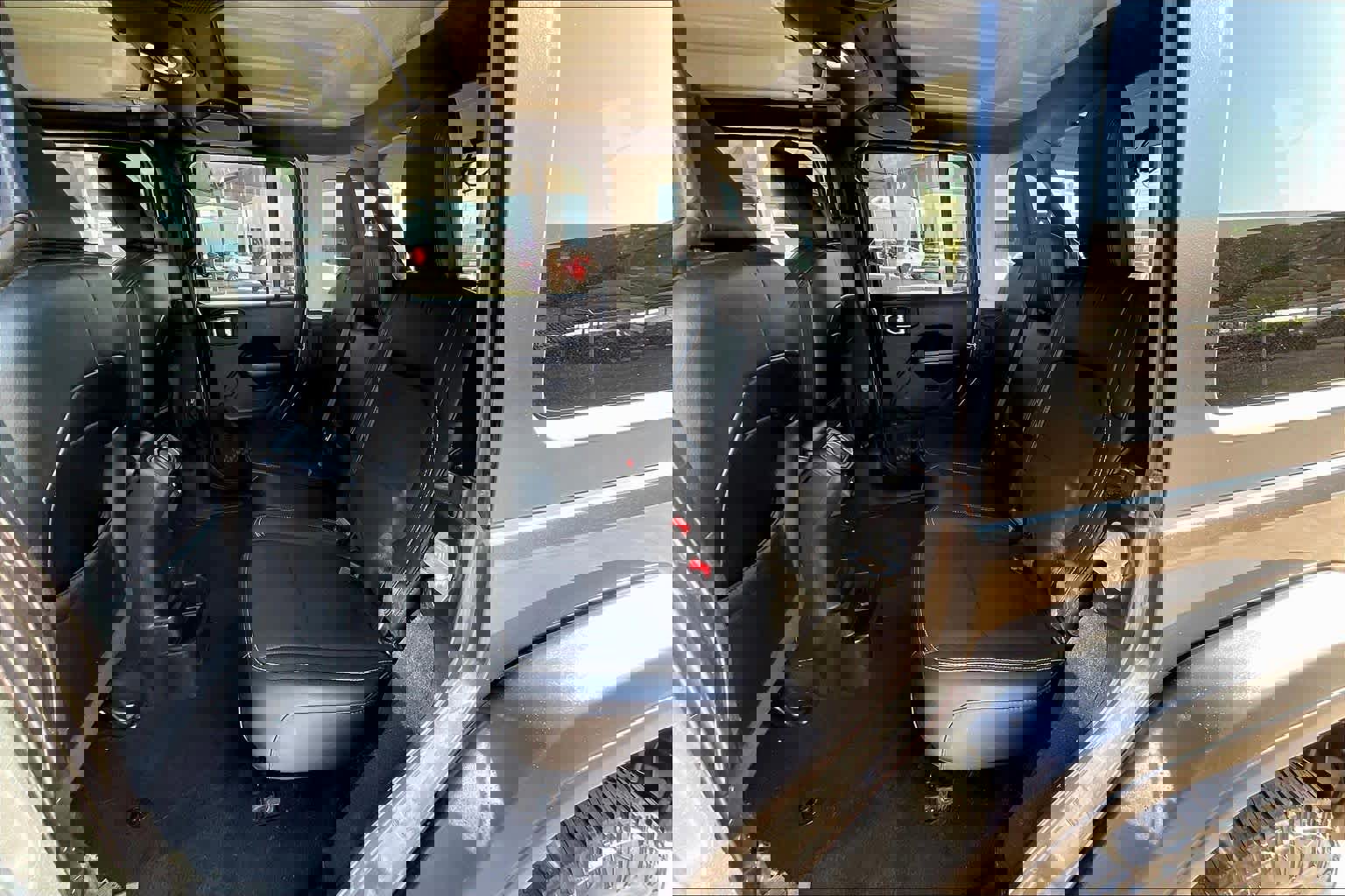 Used 2021 Jeep Wrangler Unlimited Sport image 18