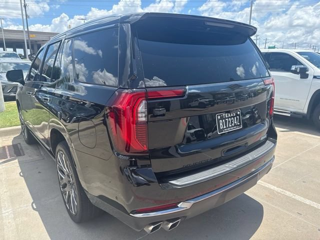 Certified 2025 GMC Yukon Denali Ultimate w/ LPO, Floor Liner Package AWD/4WD image 3