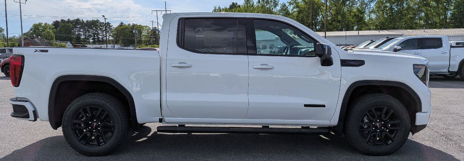 New 2026 GMC Sierra 1500 Elevation w/ Elevation Premium Package AWD/4WD image 6