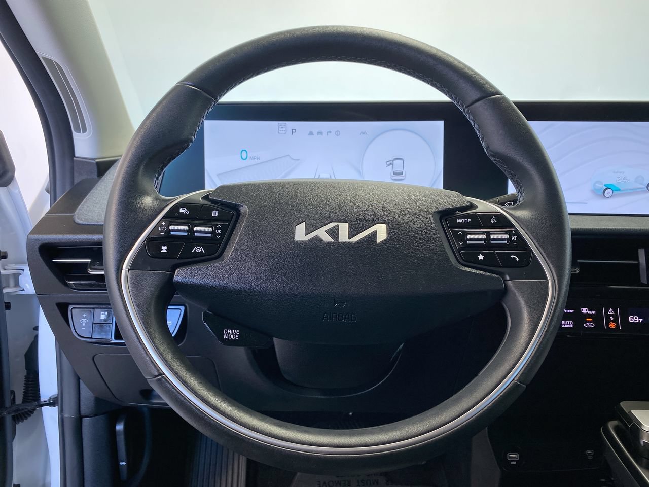 Certified 2024 Kia EV6 Light RWD image 21