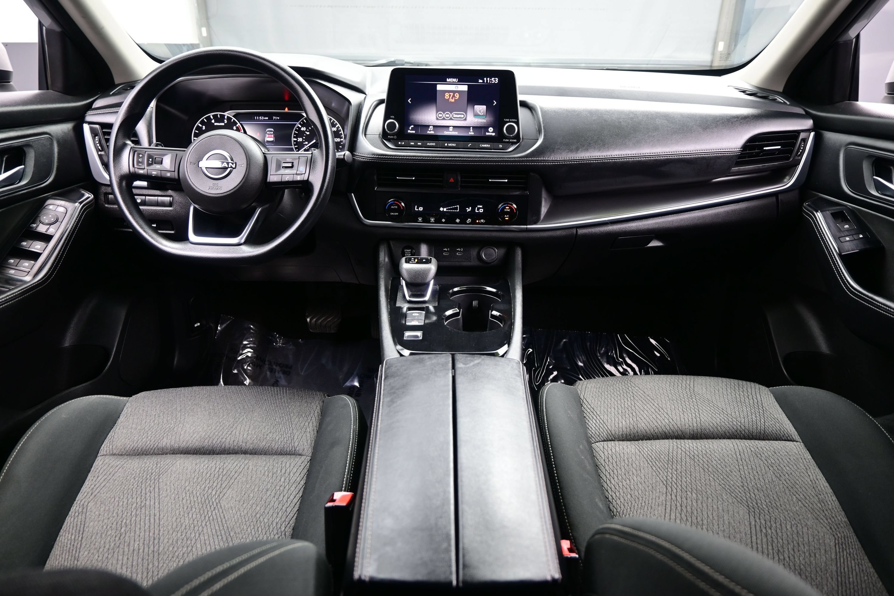 Used 2024 Nissan Rogue SV FWD image 17