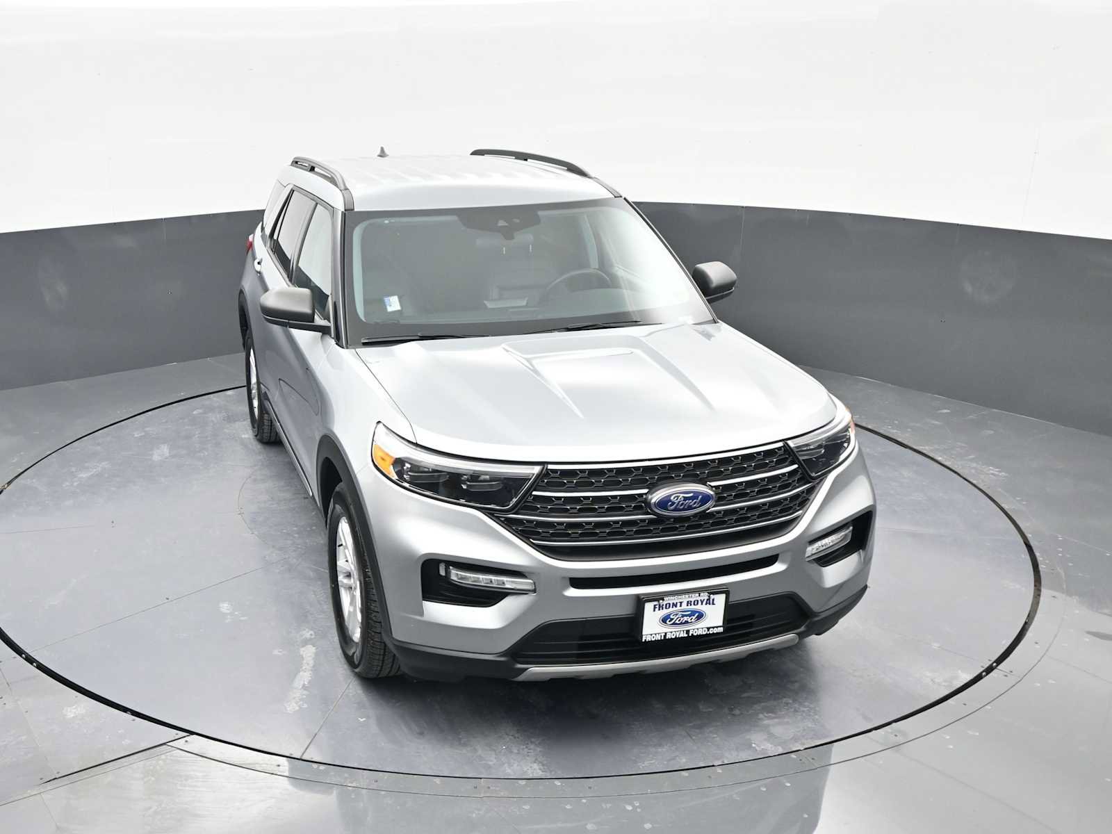 Used 2023 Ford Explorer XLT w/ Equipment Group 202A image 25
