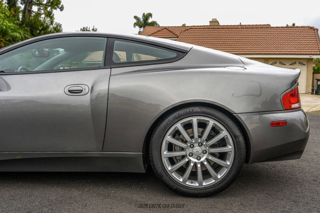 Used 2002 Aston Martin Vanquish RWD image 5