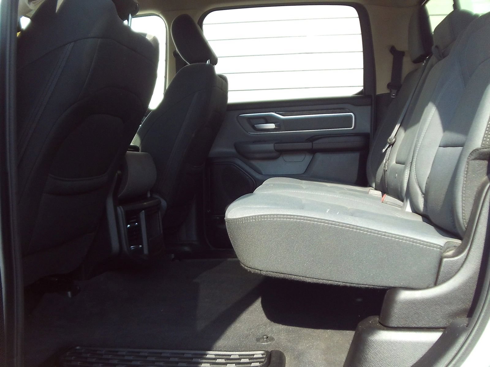 Used 2019 RAM 1500 Big Horn AWD/4WD image 32