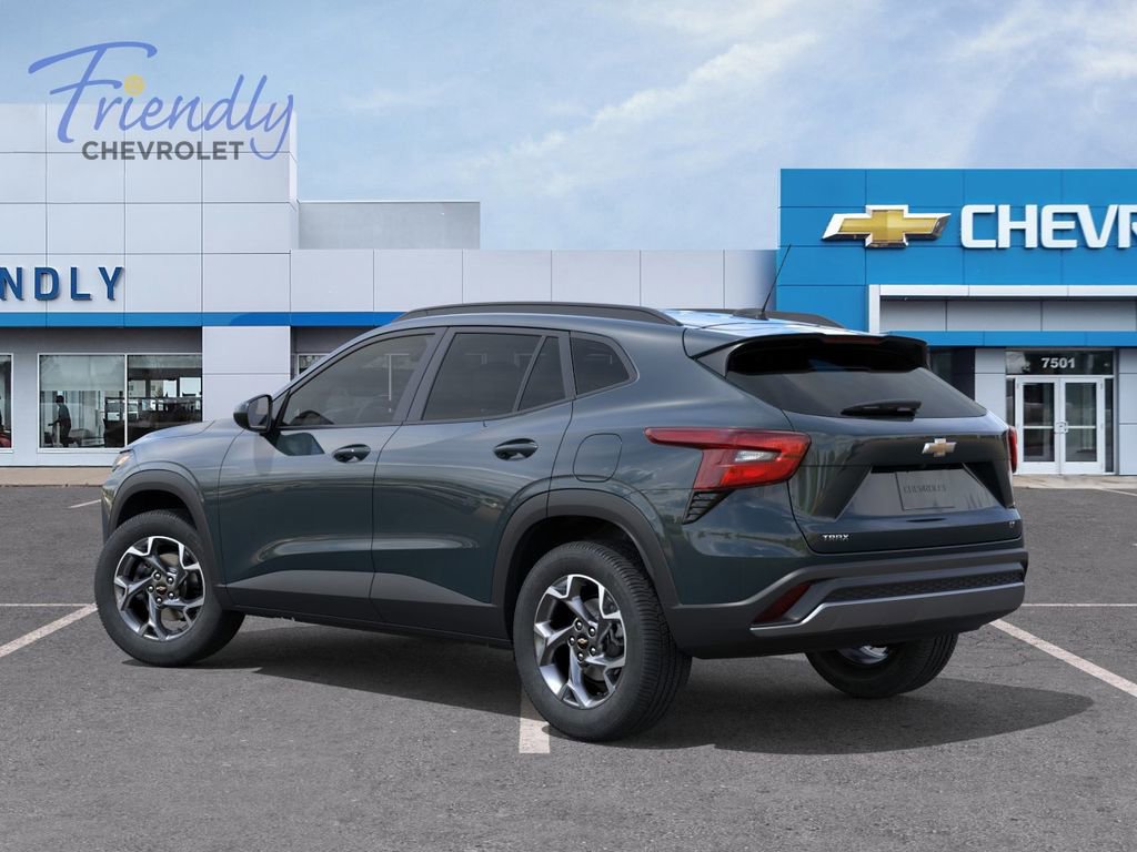 New 2026 Chevrolet Trax LT w/ LT Convenience Package FWD image 3