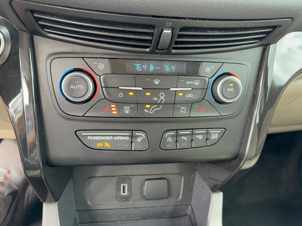 Certified 2019 Ford Escape Titanium image 22