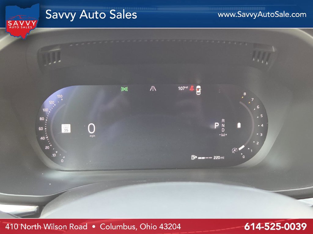 Used 2023 Volvo XC60 B5 Plus AWD/4WD image 27