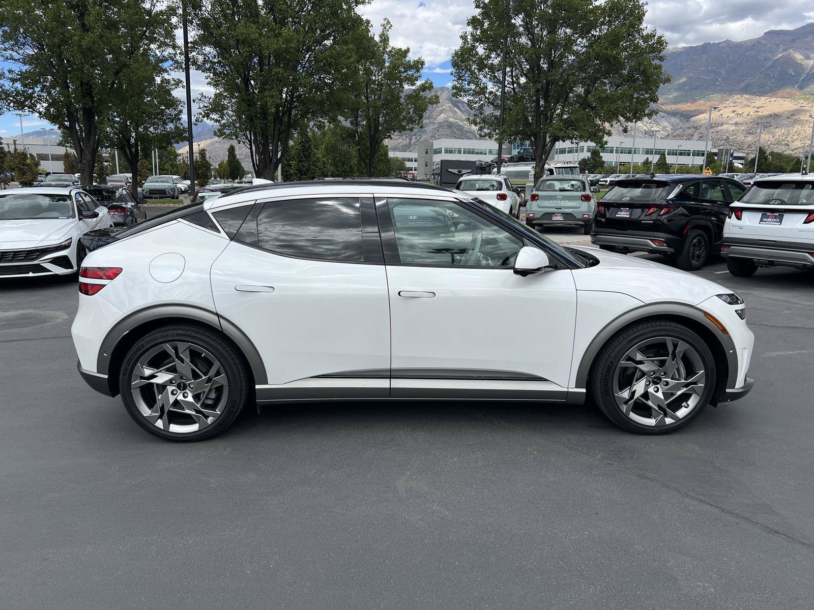 Used 2023 Genesis GV60 Performance w/ Cargo Package AWD/4WD image 15