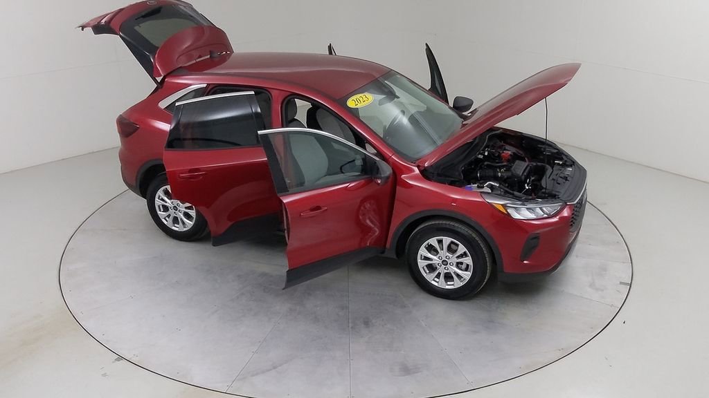 Certified 2023 Ford Escape Active image 46