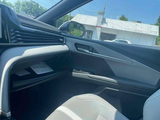Used 2025 Toyota Camry SE w/ Multimedia Upgrade Package AWD/4WD image 37