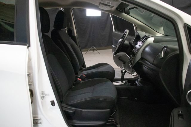 Used 2016 Nissan Versa Note SV image 16