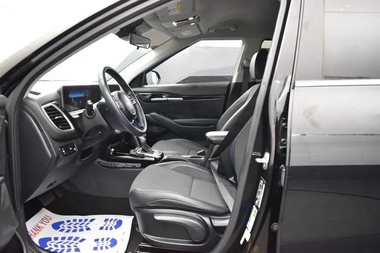 Used 2024 Kia Seltos S FWD image 14