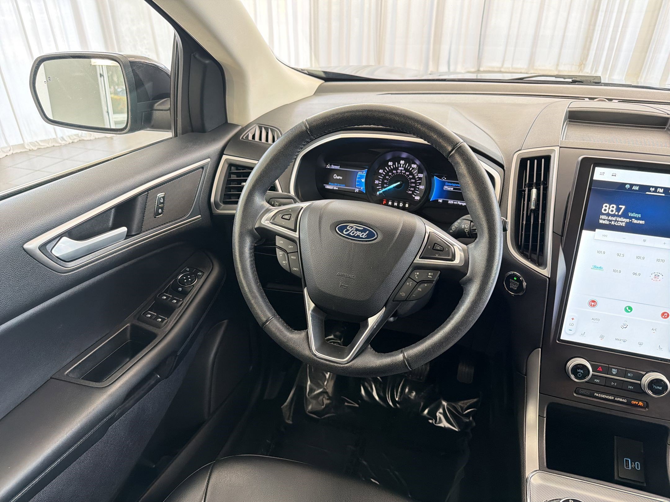 Used 2021 Ford Edge SEL w/ Convenience Package image 27