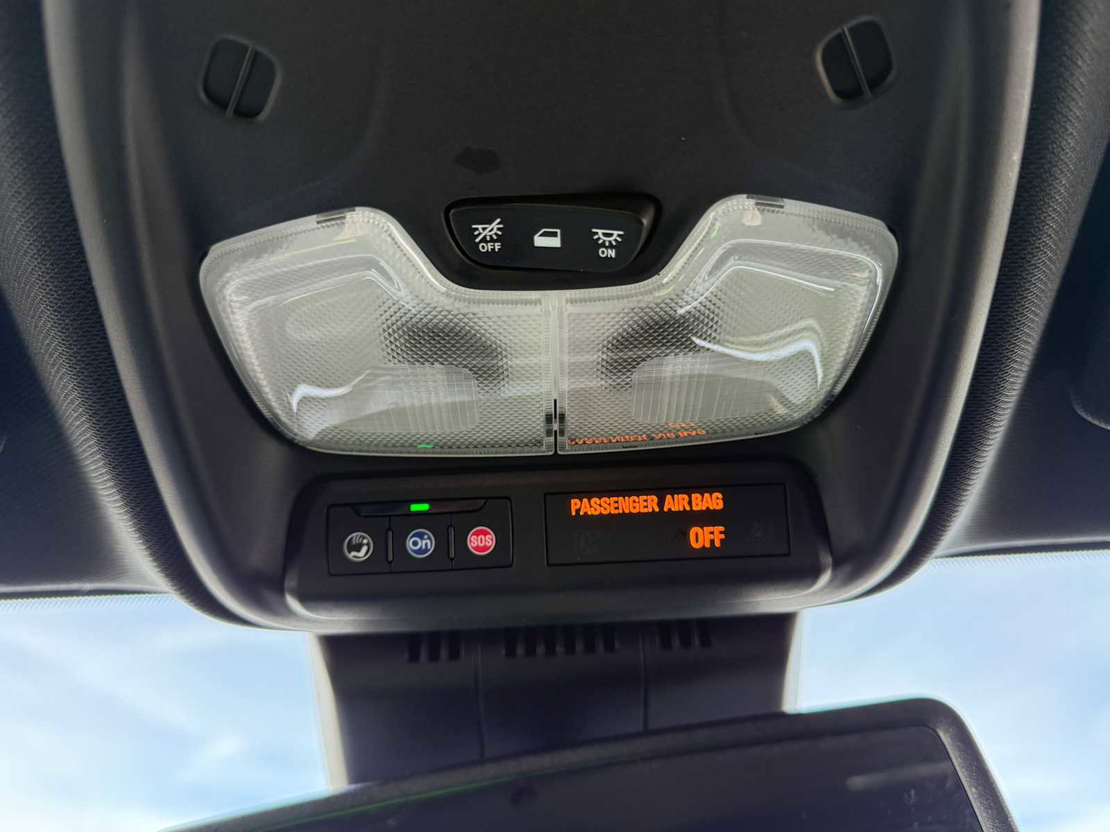 Used 2024 GMC Canyon Elevation w/ Convenience Package image 32