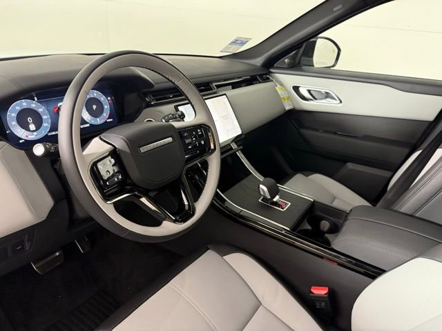 New 2026 Land Rover Range Rover Velar Dynamic SE image 6