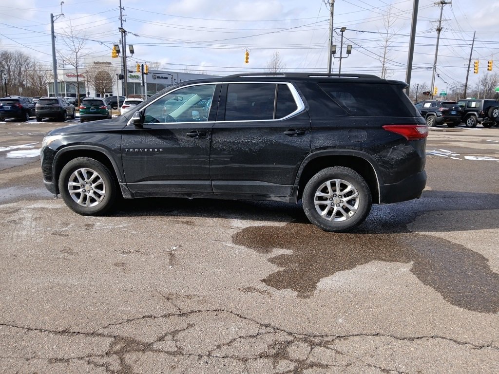 Used 2020 Chevrolet Traverse LT image 8