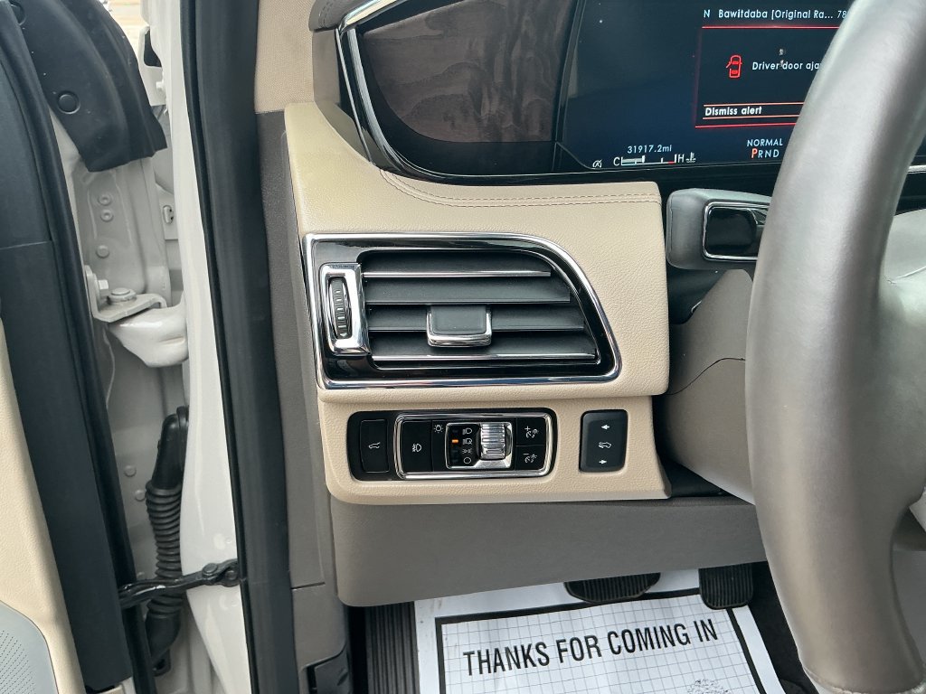 Used 2024 Lincoln Navigator L Reserve AWD/4WD image 15