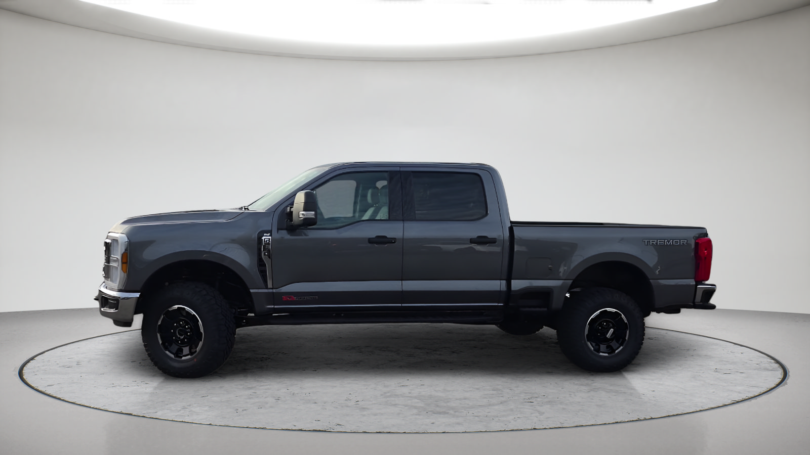 New 2027 Ford F250 XLT w/ Tremor Off-Road Package AWD/4WD image 2
