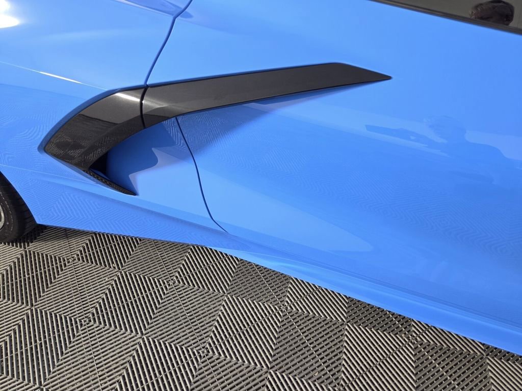 Used 2023 Chevrolet Corvette Stingray Coupe w/ Z51 Performance Package image 30