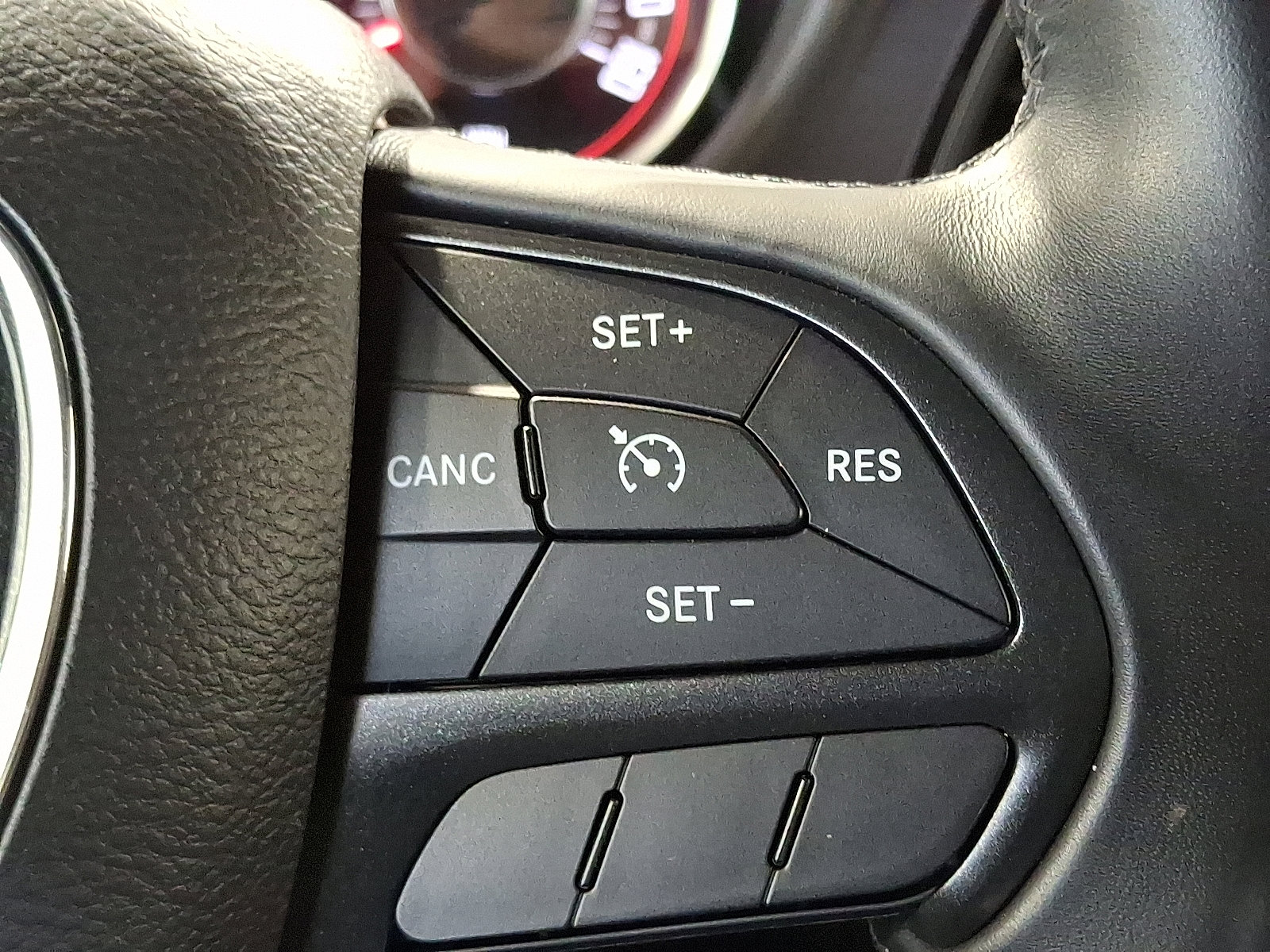 Used 2015 Dodge Challenger R/T w/ Quick Order Package 28B R/T image 22