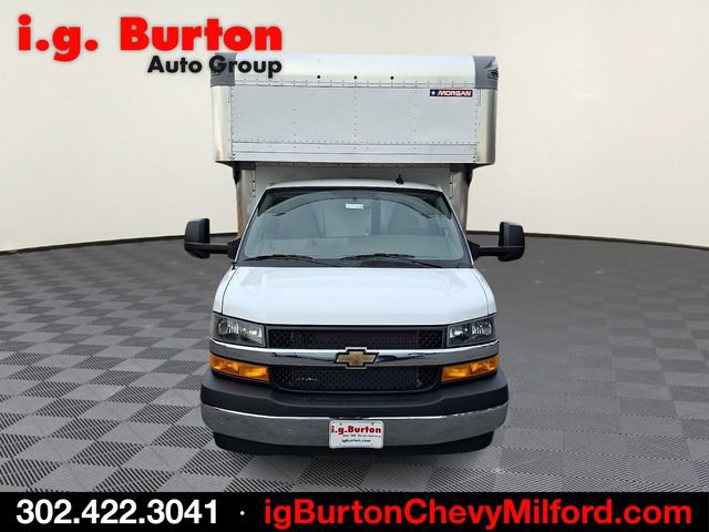 New 2024 Chevrolet Express 4500 Extended w/ Power Convenience Package RWD image 2