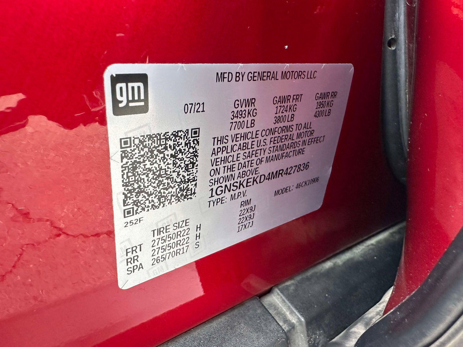 Used 2021 Chevrolet Suburban RST w/ Rear Media and Nav Package image 38