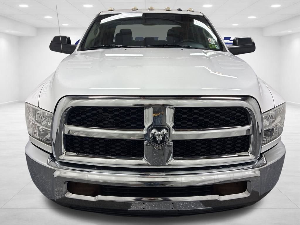 Used 2018 RAM 2500 Tradesman w/ Chrome Appearance Group image 2
