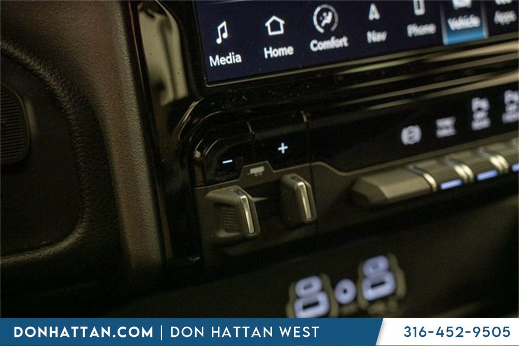 Used 2023 RAM 2500 Laramie image 11