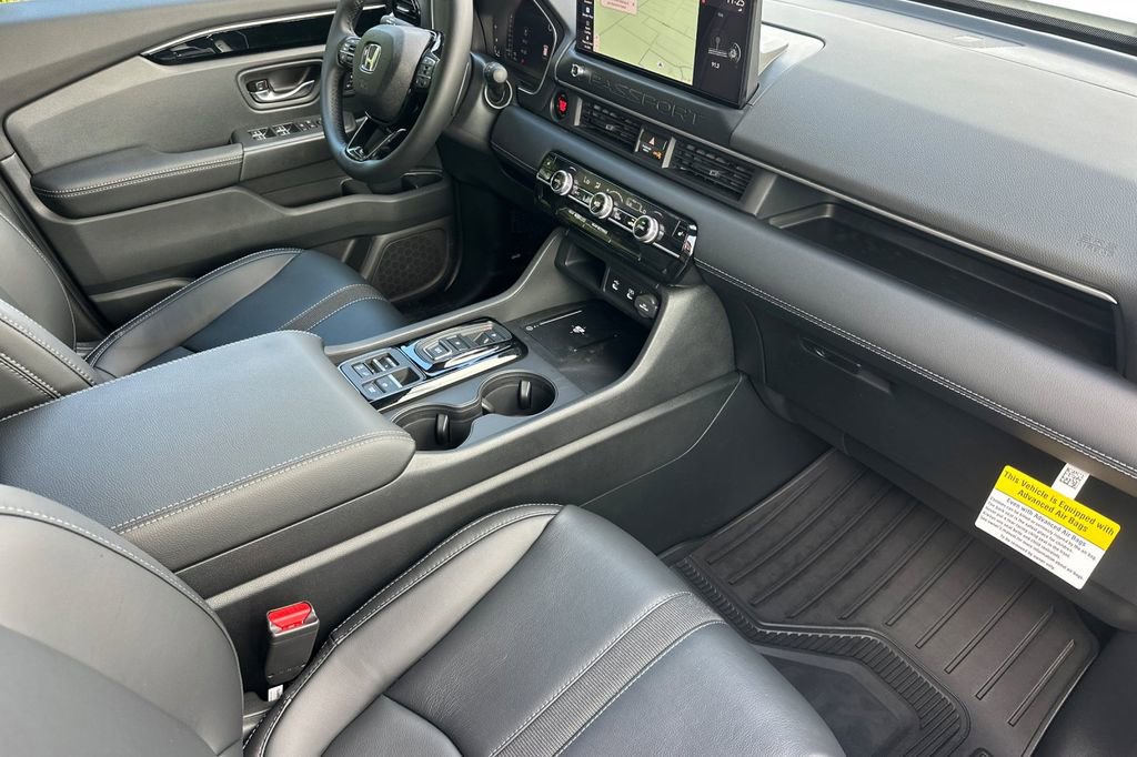 Used 2026 Honda Passport RTL image 14