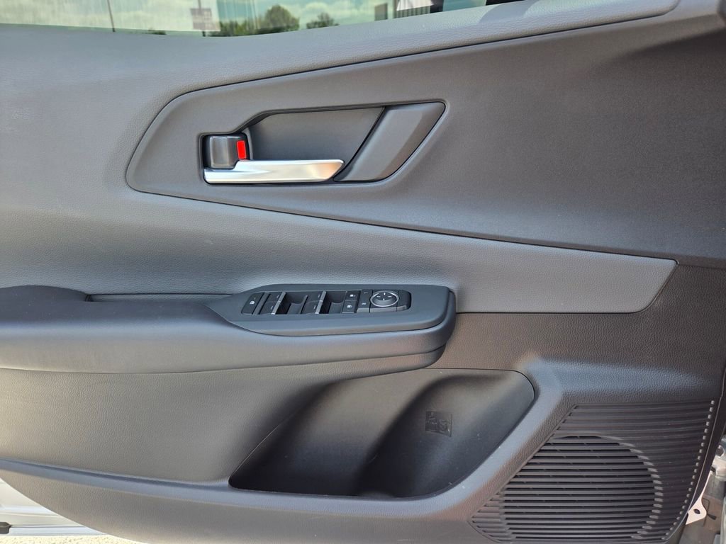 Used 2023 Toyota Prius XLE FWD image 21