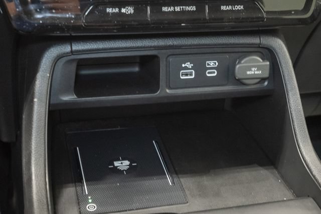 Used 2025 Honda Pilot EX-L image 19