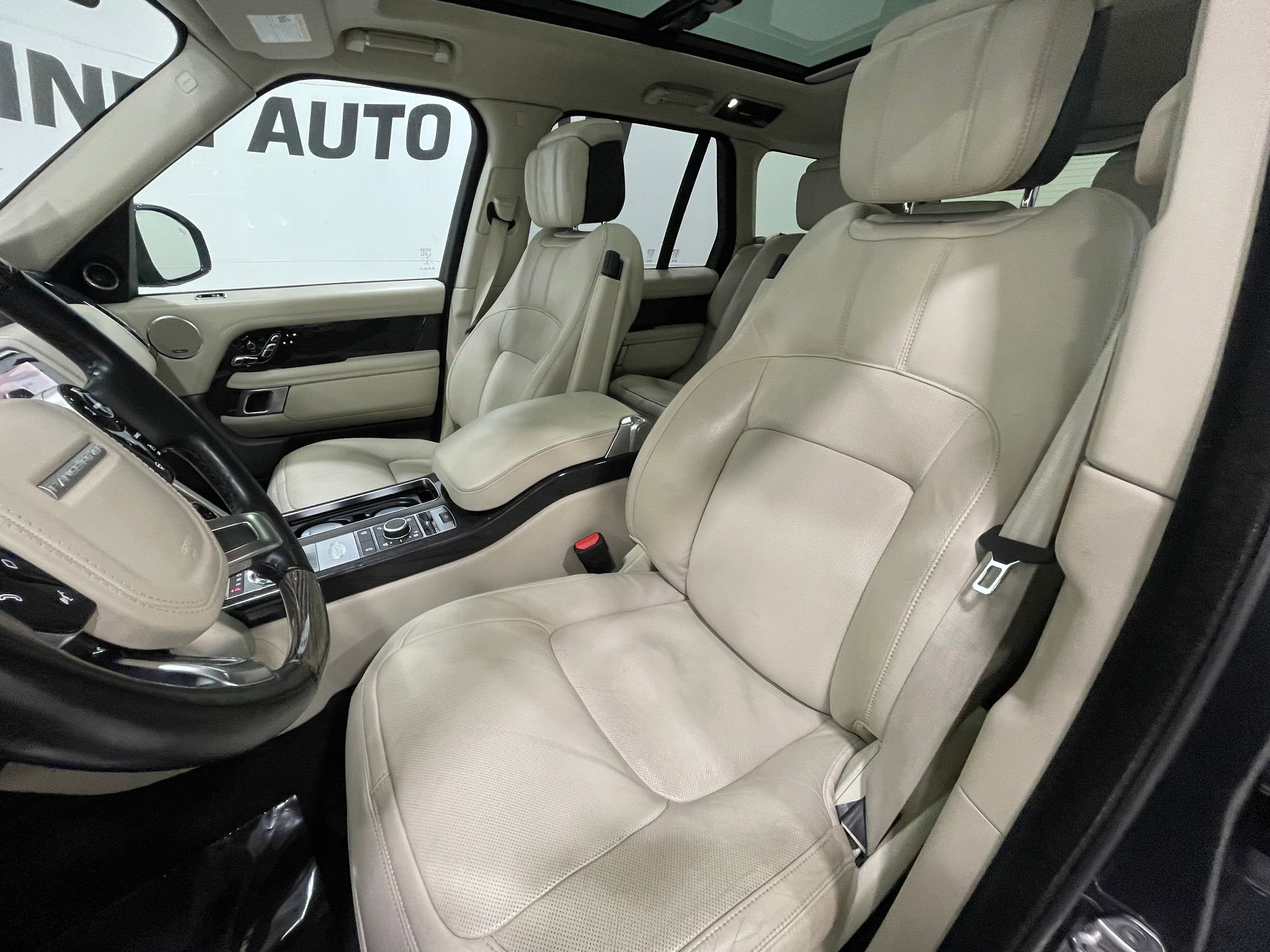 Used 2019 Land Rover Range Rover Autobiography AWD/4WD image 14