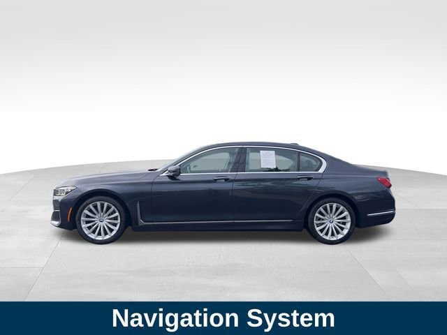 Used 2020 BMW 740i w/ Premium Package RWD image 2