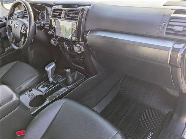 Used 2022 Toyota 4Runner TRD Off-Road Premium AWD/4WD image 20
