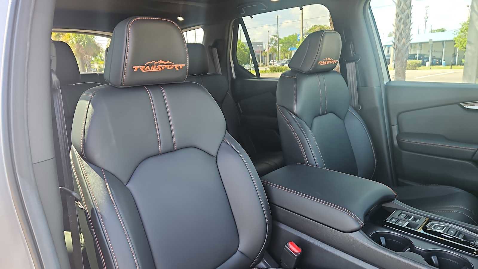 Certified 2025 Honda Pilot TrailSport image 27