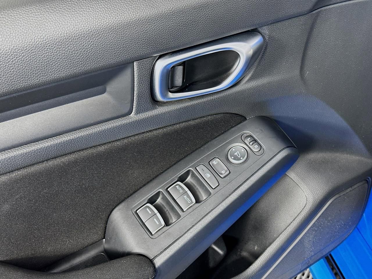 Used 2024 Honda Civic Sport image 25