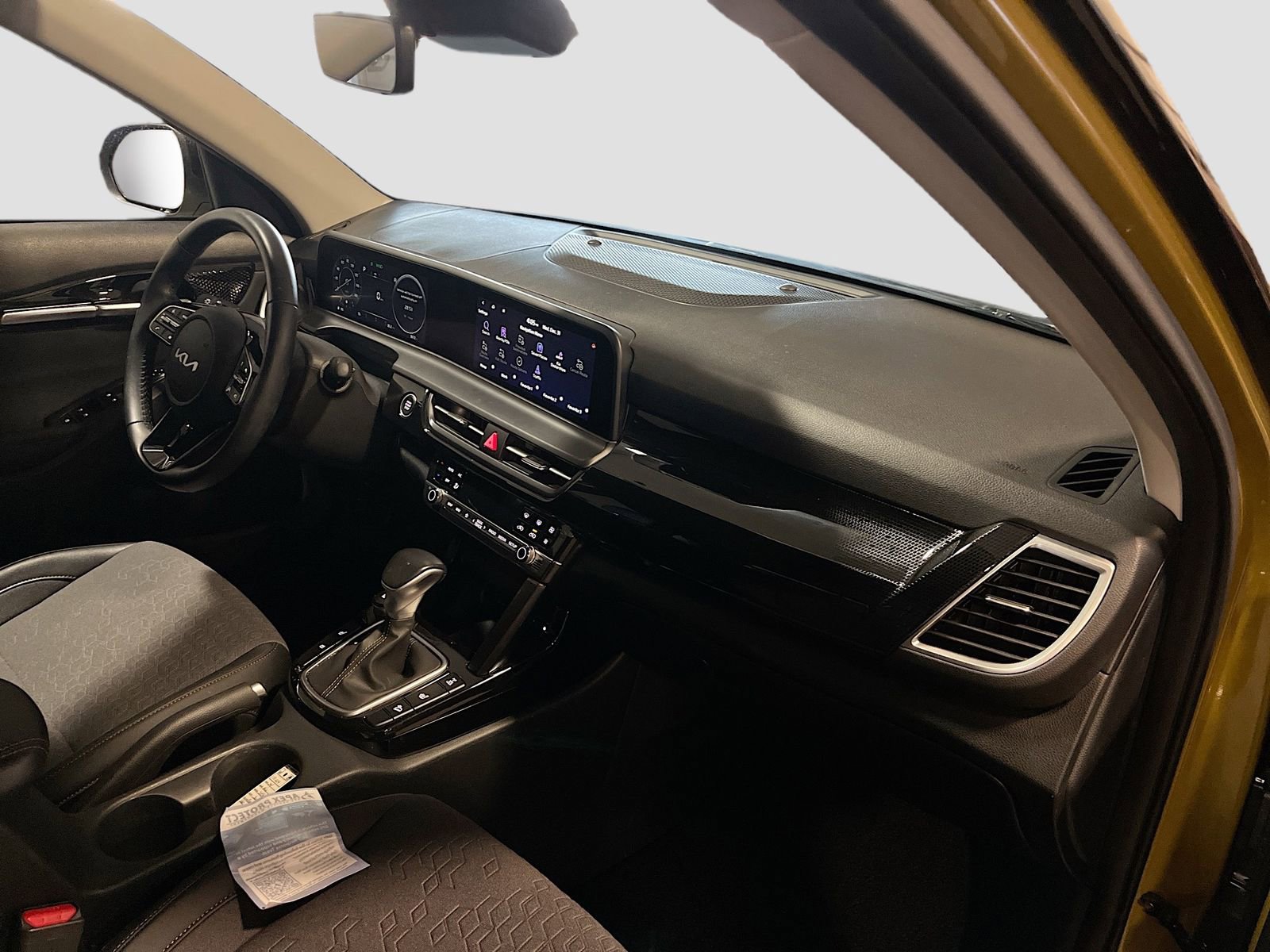 Used 2024 Kia Seltos S image 30