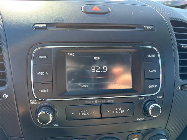 Used 2016 Kia Forte SX image 21