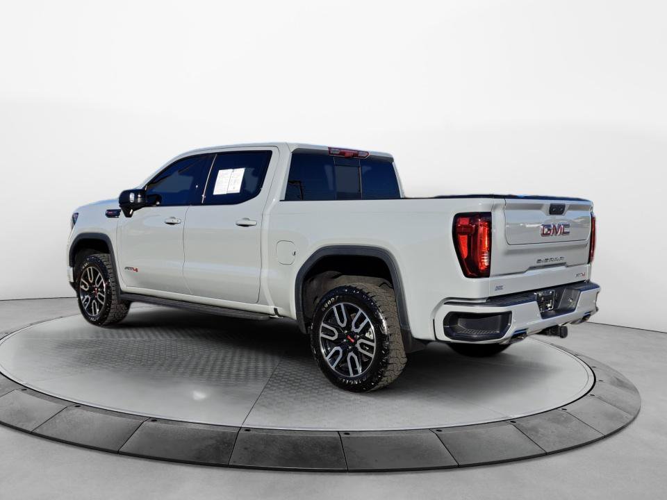 Used 2024 GMC Sierra 1500 AT4 w/ Technology Package AWD/4WD image 5