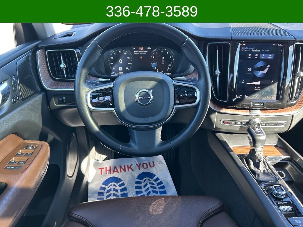 Used 2020 Volvo XC60 T5 Inscription image 13