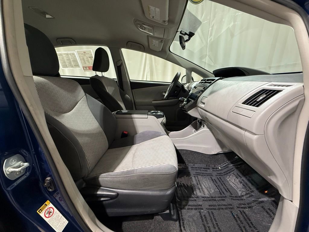 Used 2015 Toyota Prius V Three image 20
