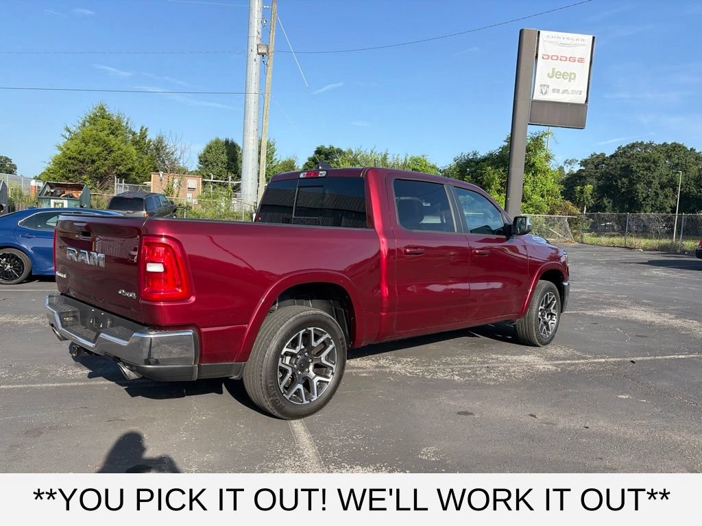 Used 2025 RAM 1500 Laramie AWD/4WD image 6